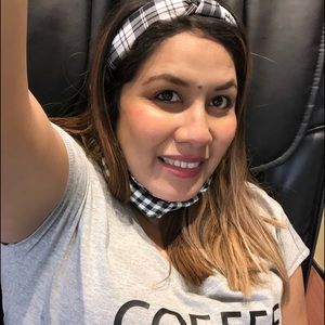 Meet your Posher, Fatima